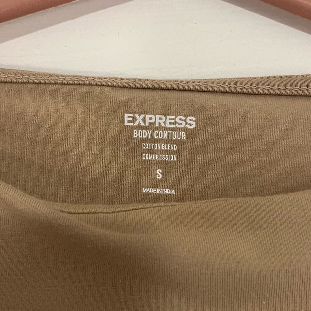 Express top - Picture 2 of 3